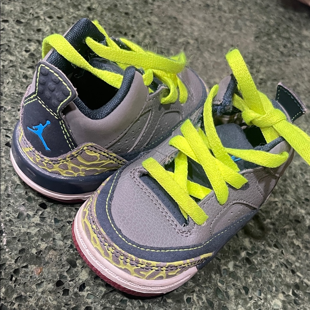 Jordan Kids Sneakers in Gray and Neon Yellow